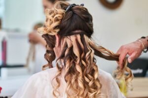 5 Tips for Selecting the Perfect Hair Extension Length Online