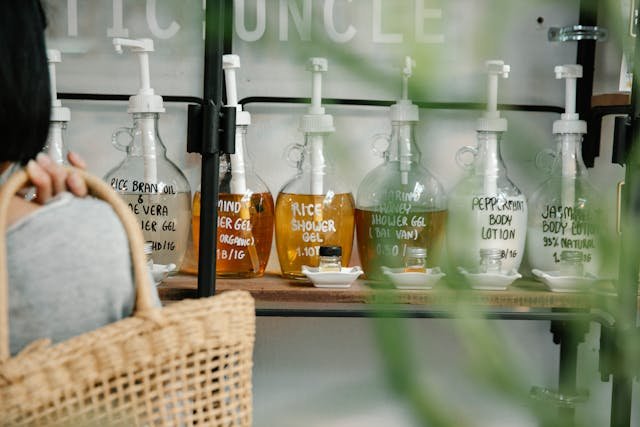 6 Essential Green Flags to Look For When Shopping for Eco-Friendly Skin Care