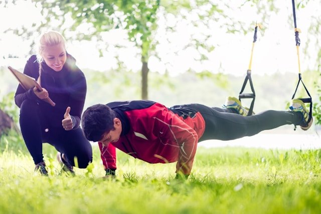 Is a Personal Trainer Right for You? 9 Unexpected Advantages