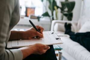 How to Efficiently Write Therapy Notes While Maintaining Quality