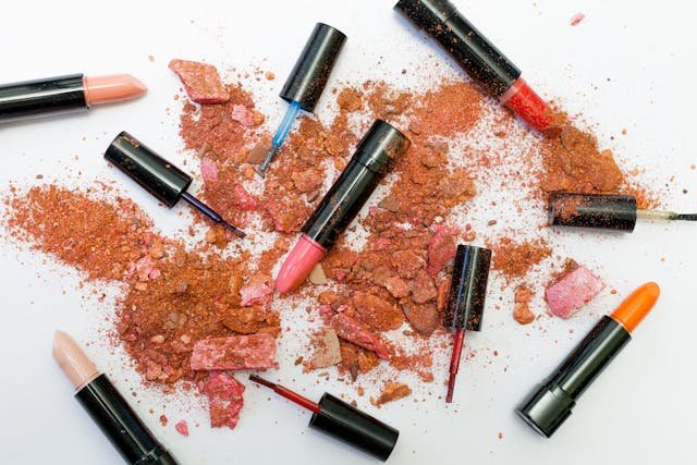 Choosing a Trustworthy Manufacturer for Private Label Cosmetics
