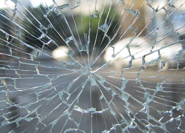 Comprehending Emotional Trauma Following a Rollercoaster Accident Experience