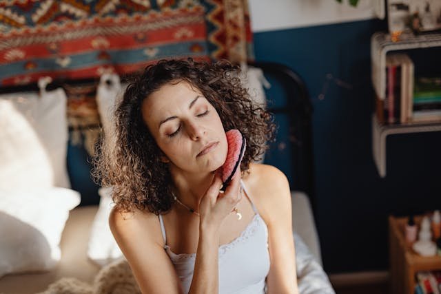 Preparing for Microneedling: A Guide for Those with Sensitive Skin